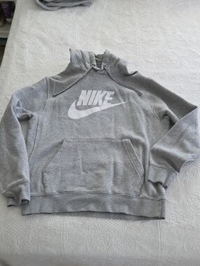 Nike Gray Turtleneck Logo Sweatshirt